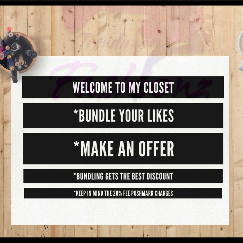 Faux Leather Skirt with Belt - Picture 2 of 8